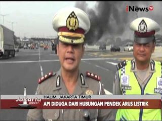 Bus Mayasari Terbakar Di Gerbang Tol Halim, Sopir Melarikan Diri - Jakarta Today 18/11