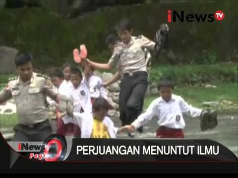 Jembatan Putus, Puluhan Pelajar Lintasi Sungai Di Sumsel - iNews Pagi 25/11