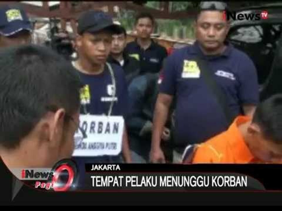 Rekonstruksi Pembunuhan Siswa SMP, Warga Teriaki Tersangka, Jakarta - iNews Pagi 30/11