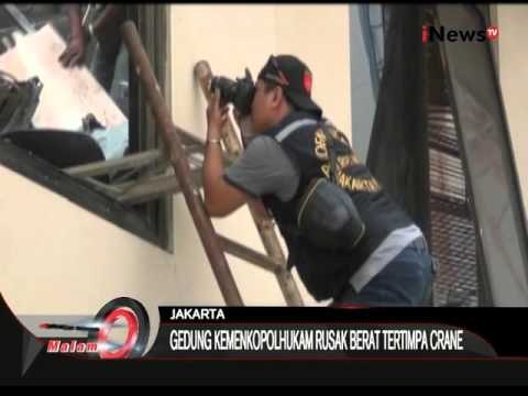 Diduga Tak Bisa Menahan Angin Kencang, Crane Timpa Gedung Menkopolhukam - iNews Malam 30/11