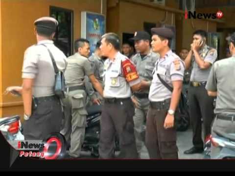 Oknum Polisi Serang Satpol PP - iNews Petang 01/12