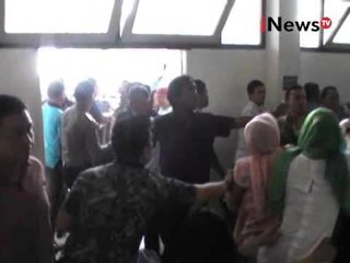 Sidang Pembunuhan Berlangsung Ricuh, Keluarga Korban Pukul Terdakwa - iNews Pagi 08/12