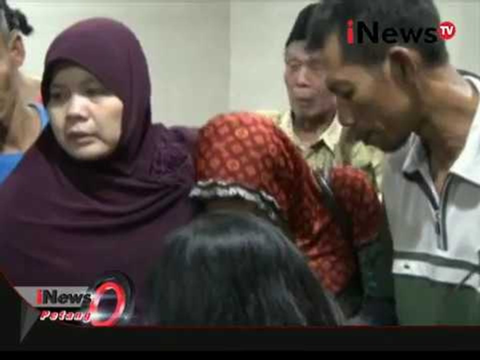 Keluarga Korban Kecelakaan Metromini Menangis Histeris - iNews Petang 07/12