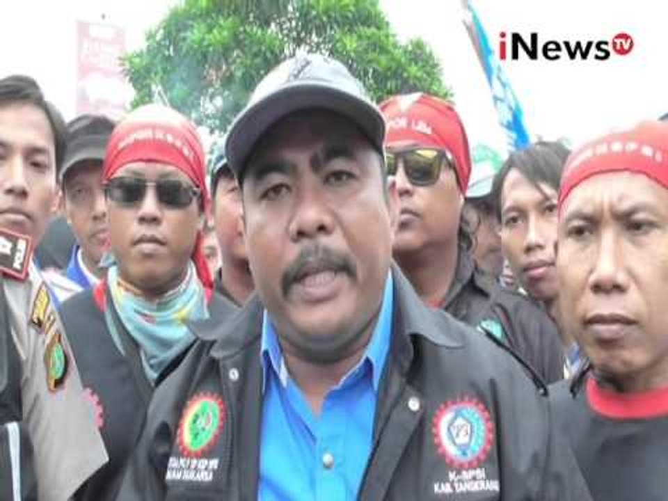 Buruh Tuntut Revisi UMK Pengupahan Banten Di Warnai Aksi Sweeping - iNews Pagi 17/12