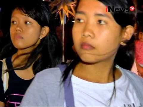 Bazaar Dengan Dekorasi Merah Meriahkan Perayaan Natal - Jakarta Today 25/12