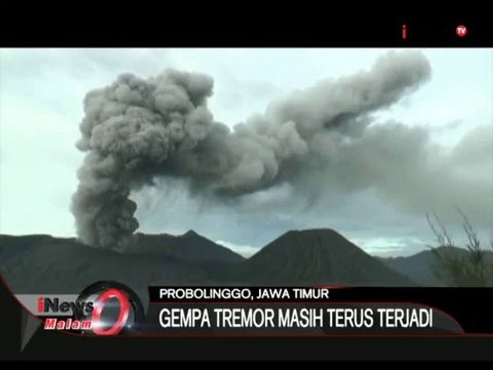 Gunung Bromo Masih Erupsi, Pengelola Wisata Alihkan Wisatawan - iNews Malam 27/12