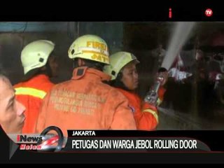Kebakaran kios mebel di cakung, 16 Unit damkar dikerahkan petugas - iNews Malam 03/01