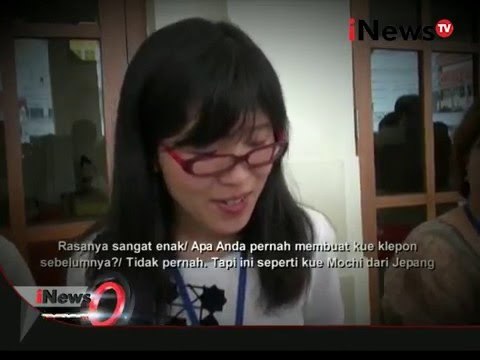 Ingin mengenal tradisi Indonesia, turis asing belajar membuat kue klepon- iNews Malam 19/01