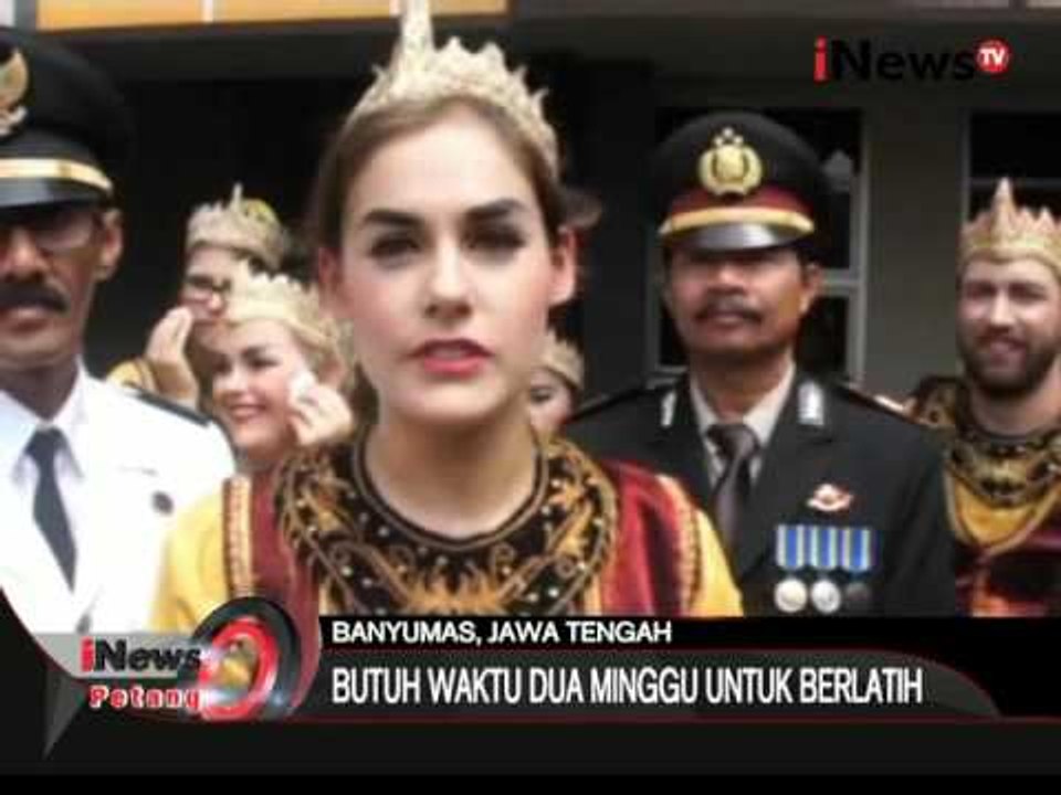 Unik, warga negara asing menari kuda lumping, Banyumas - iNews Petang 21/01