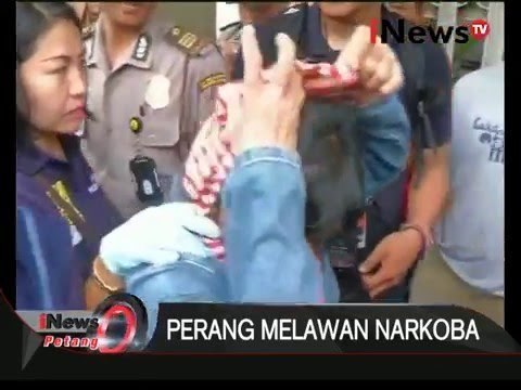 Perang melawan Narkoba, 16 rumah di geledah - iNews Petang 21/01