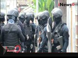 Densus88 geledah 2 rumah terduga teroris di indramayu, ditemukan bendera ISIS - iNews Malam 26/01