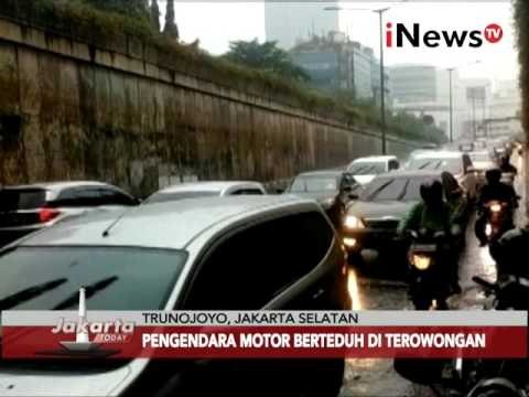 Tumpukan motor akibatkan kemacetan - Jakarta Today 11/02