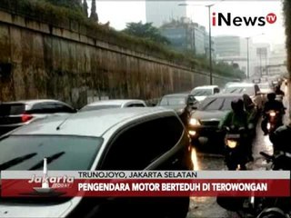 Tumpukan motor akibatkan kemacetan - Jakarta Today 11/02