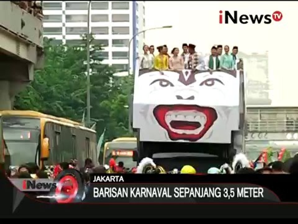 Karnaval budaya di glodok, dalam rangka perayaa...