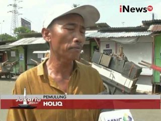 Sisa barang di Kalijodo jadi rejeki pemulung - Jakarta Today 23/02