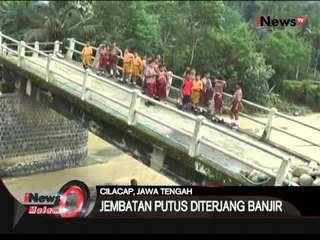 Jembatan yang menghubungkan desa di Cilacap putus diterjang banjir bandang - iNews Malam 25/02