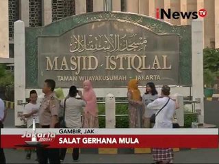 Umat muslim ibadah sholat gerhana - Jakarta Today 09/03