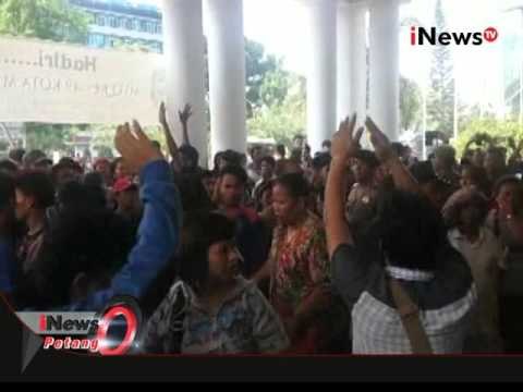 Demo pedagang pasar induk di depan kantor walikota Medan berlangsung ricuh - iNews Petang 10/03