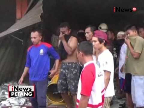 Emosi tak diberi uang oleh orang tuanya, seorang anak bakar gudang benang - iNews Petang 06/06