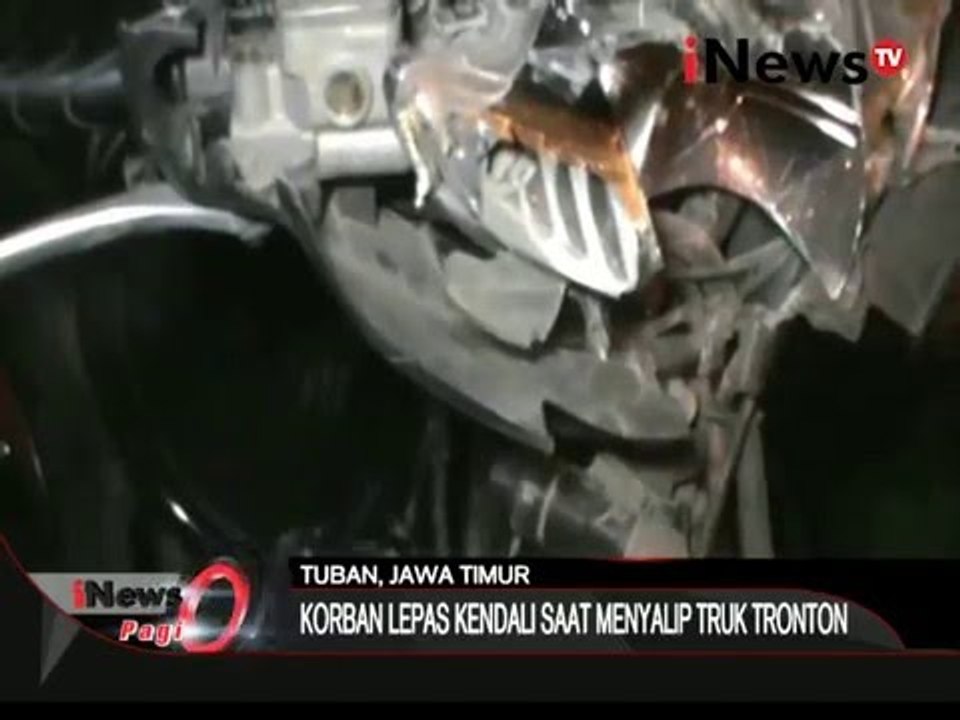 Seorang pengendara motor tewas usai terlindas truk akibat ugal-ugalan - iNews Pagi 24/03