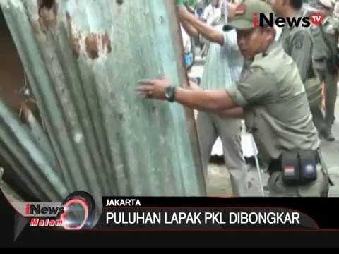 52 PKL di Jalan Kimia Menteng ditertibkan petugas - iNews Malam 30/03