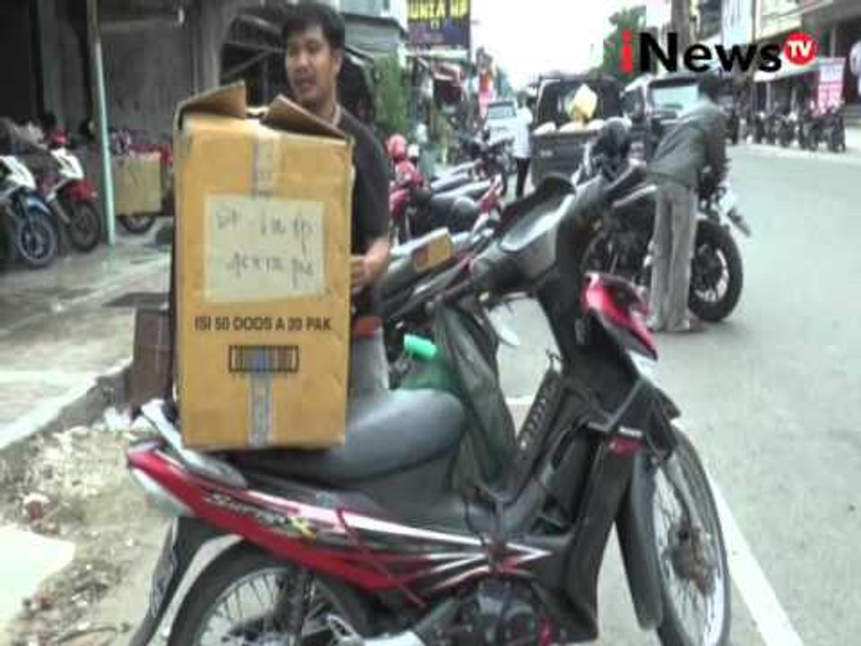 Krisis Listrik, Warga dan mahasiswa kepulauan Nias kumpulkan koin untuk PLN - iNews Siang 06/04