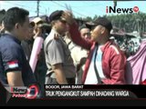 Truk pengangkut sampah dihadang warga - iNews Petang 06/04