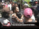Petugas dapat perlawanan warga saat eksekusi rumah - iNews Petang 06/04