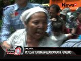 Keluarga pemulung melawan saat akan di bawa petugas satpol PP - iNews Petang 13/04