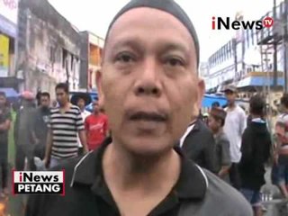 Ricuh demo pedagang, pendemo membakar ban bekas dijalan - iNews Petang 26/04
