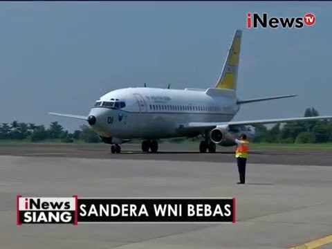 4 WNI yang disandera Abu Sayyaf tiba di bandara Halim - iNews Siang 13/05