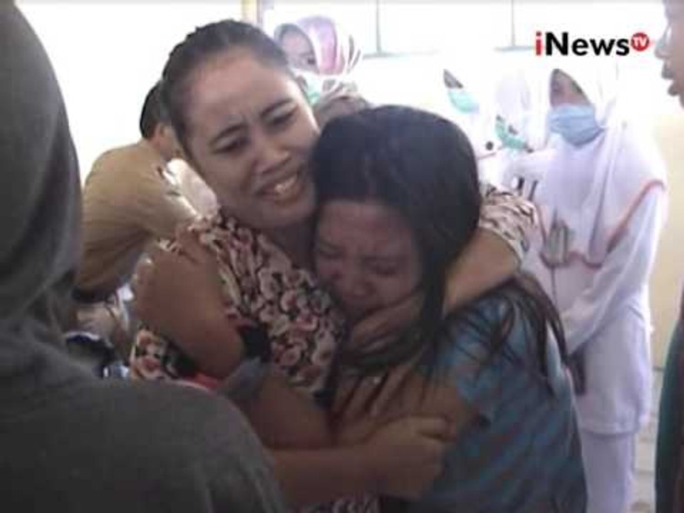 Hilang kendali, seorang pengendara sepeda motor tewas terlindas sebuah truk - iNews Malam 23/05