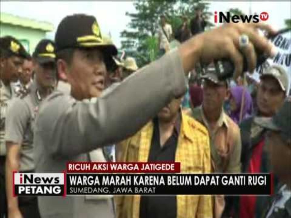 Belum mendapatkan ganti rugi, Warga Jati Gede mengamuk - iNews Petang 25/05