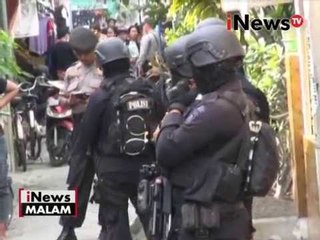 Densus 88 amankan bom dari dalam rumah terduga teroris, Surabaya - iNews Malam 08/06