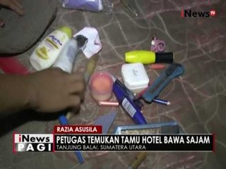 Video herunterladen: 14 pasangan mesum diamankan dalam razia pekat di Tanjung Balai, Sumut - iNews Pagi 24/06