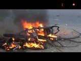 Bentrok warga di Batam, 1 sepeda motor dibakar masa - iNews Malam 28/06