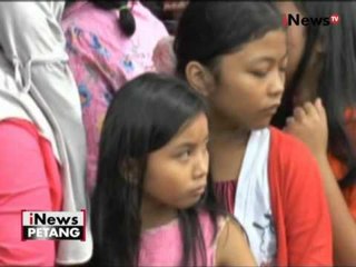 Ribuan warga serbu sembako murah di Pagar Alam, warga pingsan kelelahan - iNews Petang 29/06