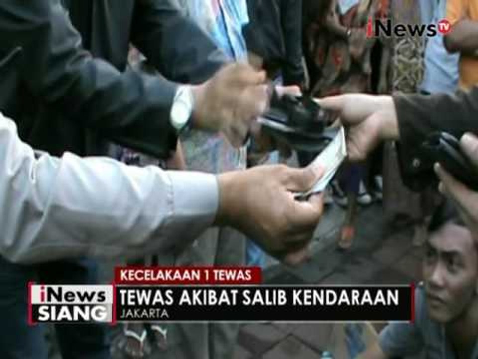 Seorang pengendara motor tewas akibat menabrak pengendara motor lain - iNews Siang 04/07