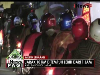 Download Video: Arus mudik 2016, jalur Nagrek macet hingga 10 Km - iNews Pagi 07/07