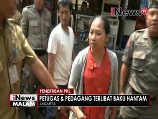 Penertiban PKL, petugas dan pedagang terlibat baku hantam - iNews Malam 11/07