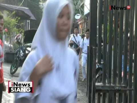 Hari pertama sekolah, siswa SMA Cempaka putih berlarian agar tidak terlambat - iNews Siang 18/07