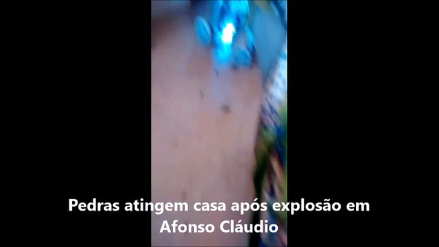 Pedras atingem casa após explosão em Afonso Cláudio