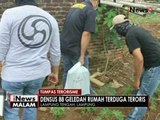 Anggota Densus 88 geledah rumah 2 orang teroris di Lampung Tengah - iNews Malam 17/08