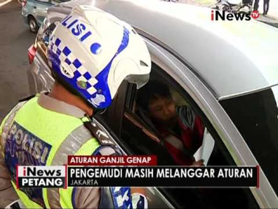 Pelanggaran peraturan ganjil genap masih banyak dilakukan pengendara - iNews Petang 31/08