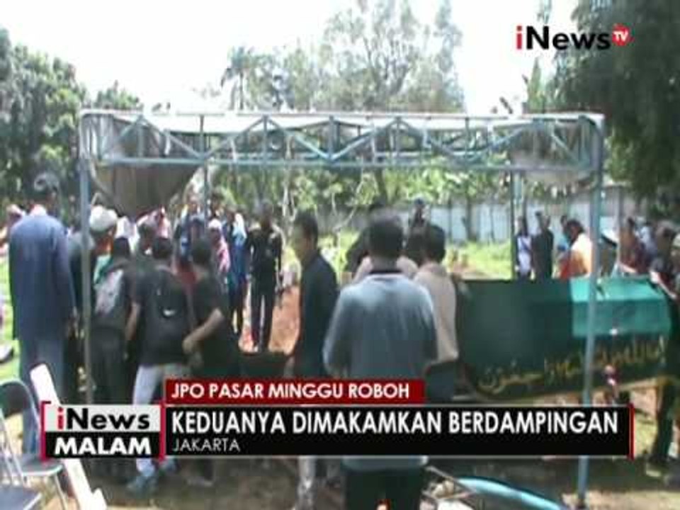 2 korban nenek & cucu JPO Pasar Minggu dimakamkan di TPU Srengseng Sawah -  iNews Malam 25/09