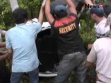 Sebuah mobil tabrak tiang listrik di Lintas Sumatera, 2 orang terjepit - iNews Siang 29/09