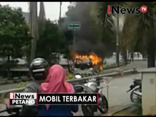 Mobil terbakar diduga berasal dari hubungan pendek arus listrik - iNews Petang 06/10