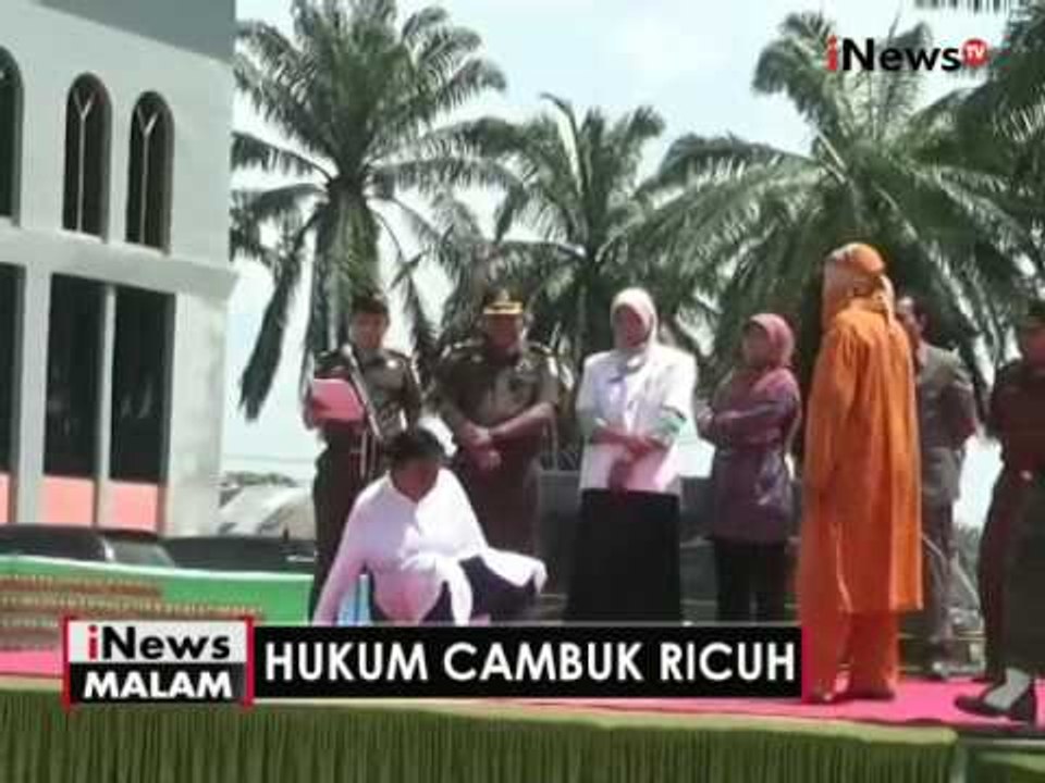 Pelaksanaan hukum cambuk di Aceh Tamiang berlangsung ricuh - iNews Malam 06/10