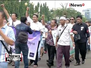 Ratusan pengemudi taksi online tuntut Pemerintah membuat UU transportasi online - iNews Petang 10/10