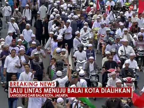 Massa terus bertambah, beberapa jalan dekat Balai Kota dialihkan - iNews Breaking News 14/10
